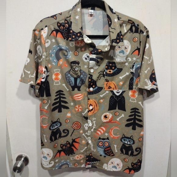 ChArmkpR Men's Halloween All Over Novelty Button Down Shirt Size S-Casual Party - Picture 1 of 7